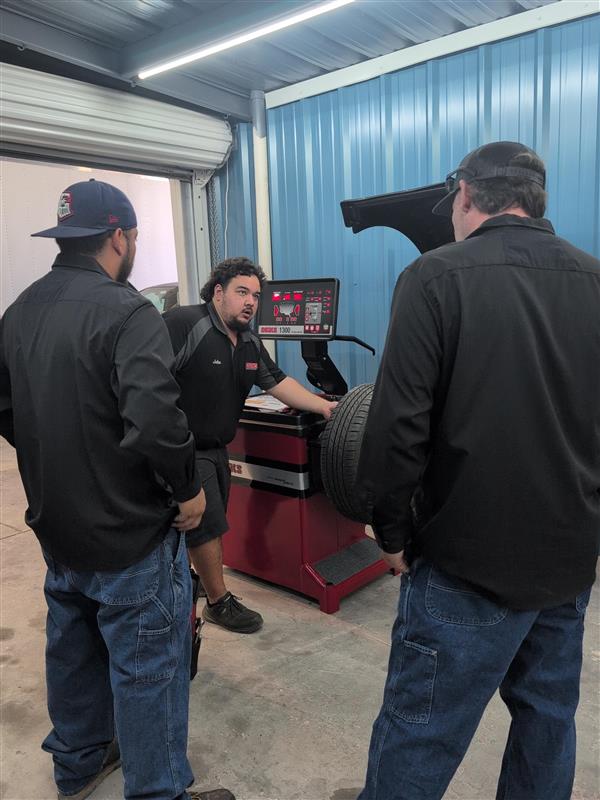 Get Professional Tire Mounting and Balancing By Renata Automotive